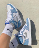 Air Jordan 1 Retro High OG Hyper Royal