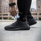 Yeezy 350 v2 Black-Static